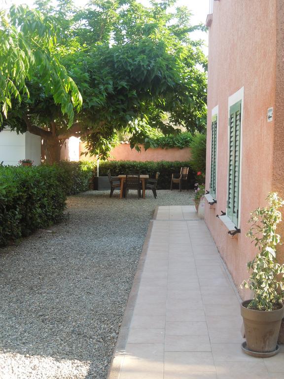Le Clos Des Arbousiers Linguizzetta Εξωτερικό φωτογραφία